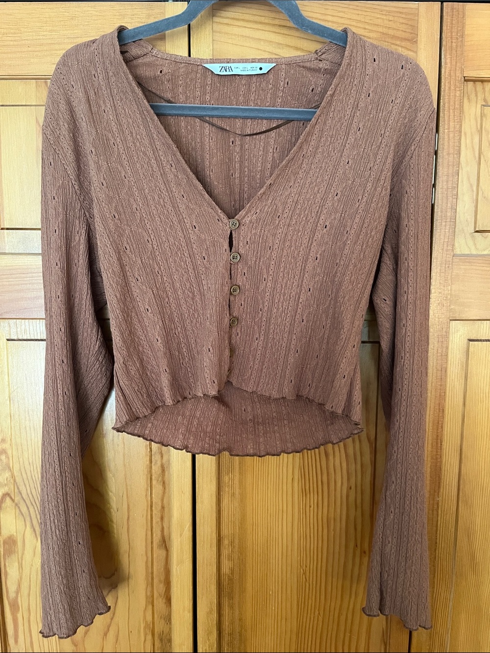 ZARA Rust-Brown Ribbed V-Neck Button Crop Top